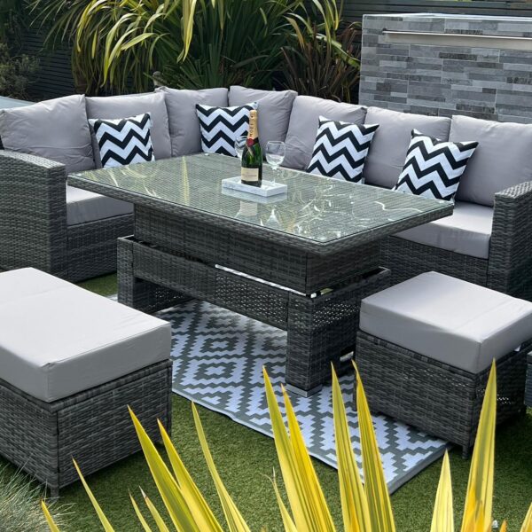 The Vienna Rising Table Set