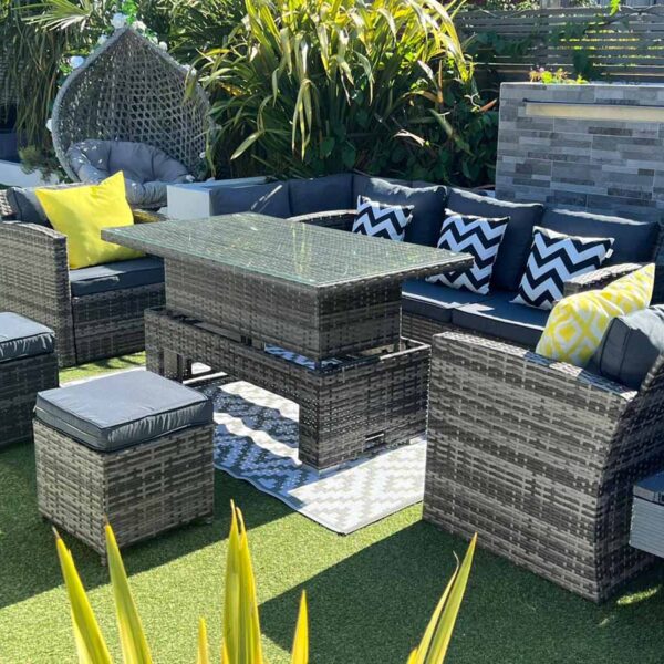 Chicago Rising Table Set Chicago Rising Table Set